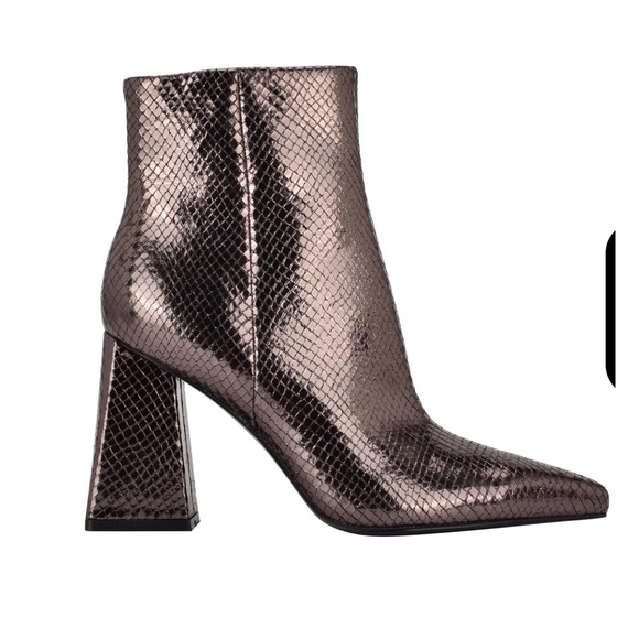 Marc Fisher Shoes - Marc fisher Kulika heeled printed snake leather bootie boot shoe metallic 8
